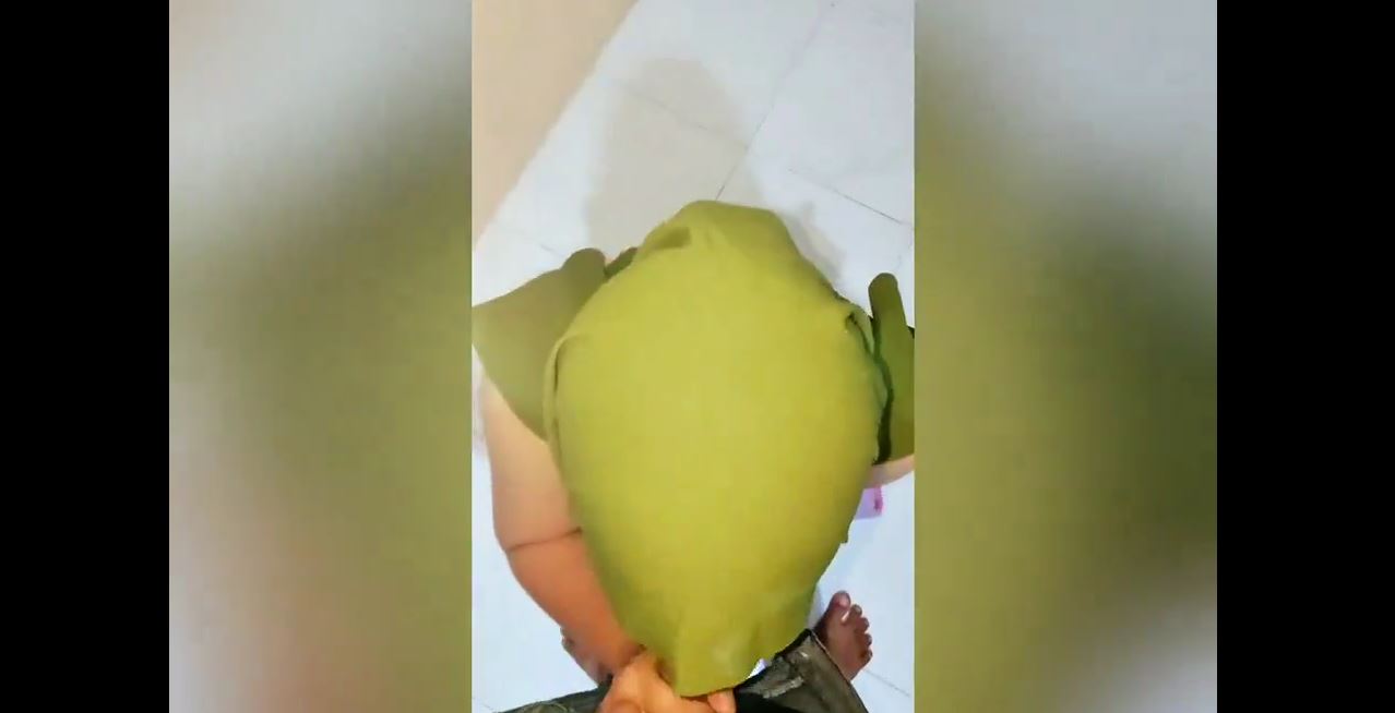 Hijab Indo Yang Menggoda Seperti Gadis Desa Viral